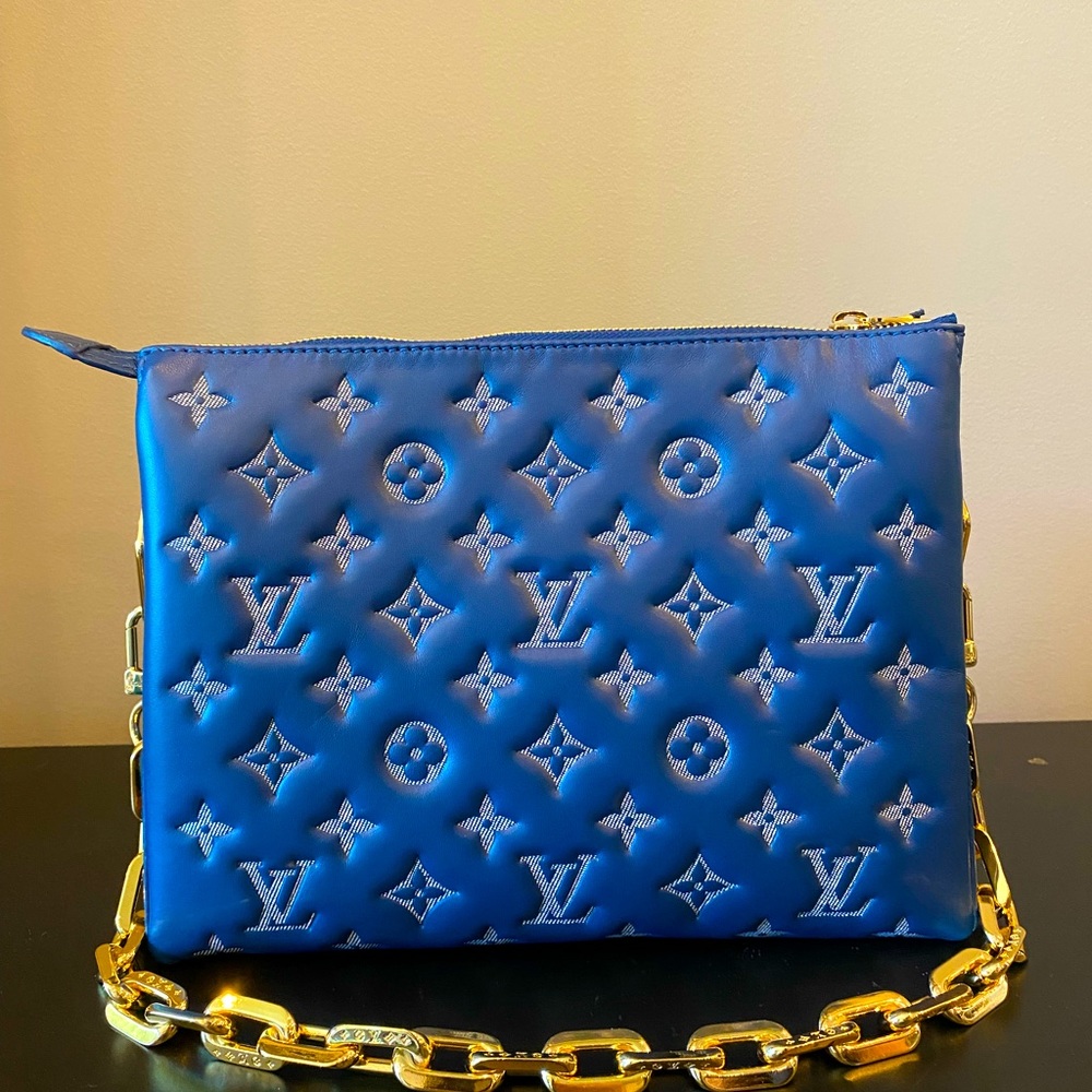 ⭐️🌟✨ NWT 2022 Edition RARE Louis Vuitton Denim Collection Coussins PM.